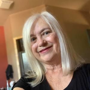 Meet your Posher, Janet
